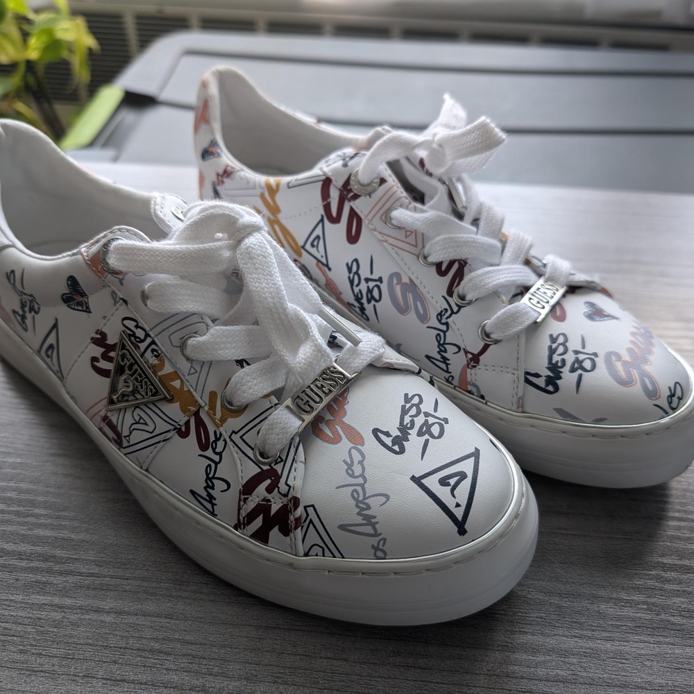 Guess Vibrant White Sneakers